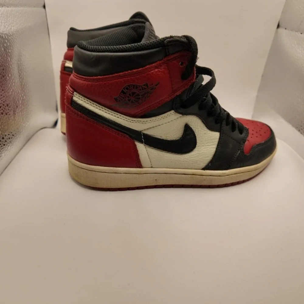 Size 8.5- Jordan 1 Retro OG High Bred Toe Black White Red‎ Leather (555088-610)